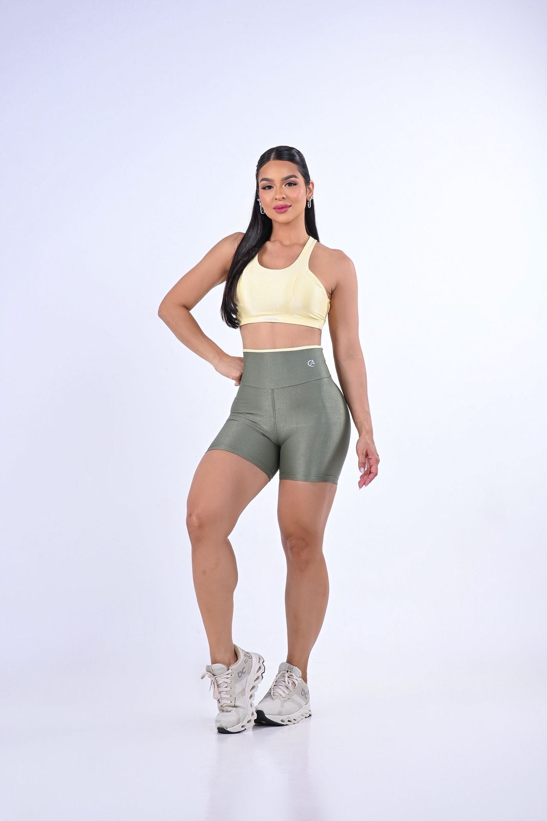 Conjunto Fitness Strappy Short